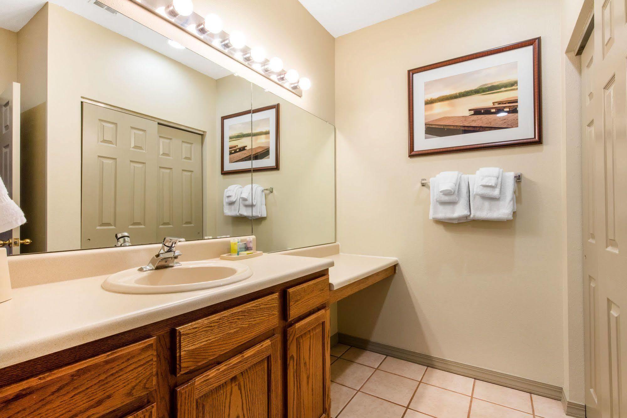 Bluegreen Vacations The Falls Village, An Ascend Resort Branson Buitenkant foto