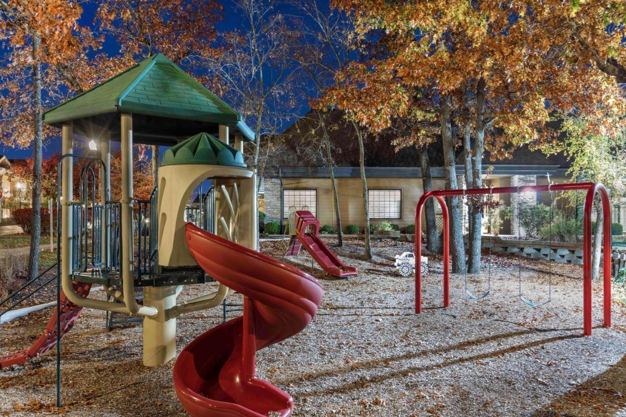 Bluegreen Vacations The Falls Village, An Ascend Resort Branson Buitenkant foto